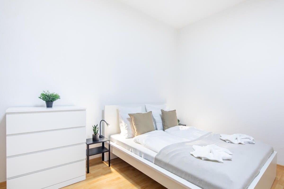 Very Central Convenient Flat Budapest Eksteriør bilde